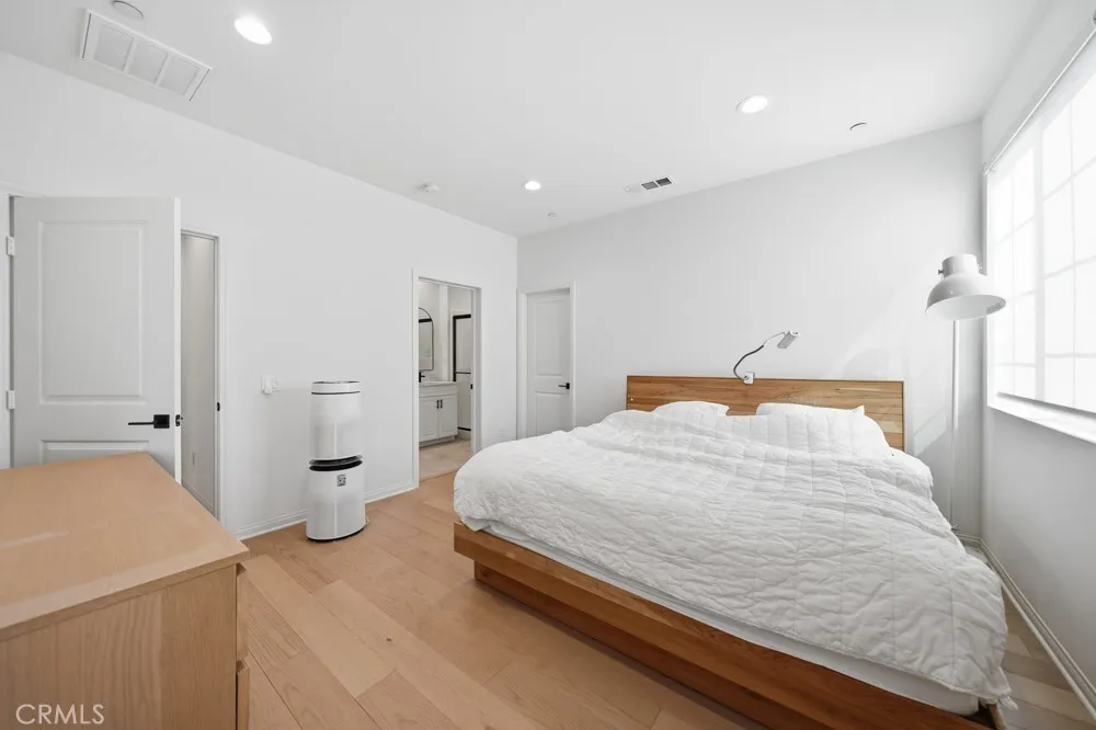6931 Magnolia Buena Park, CA 90621
