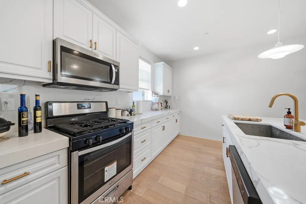 6931 Magnolia Buena Park, CA 90621