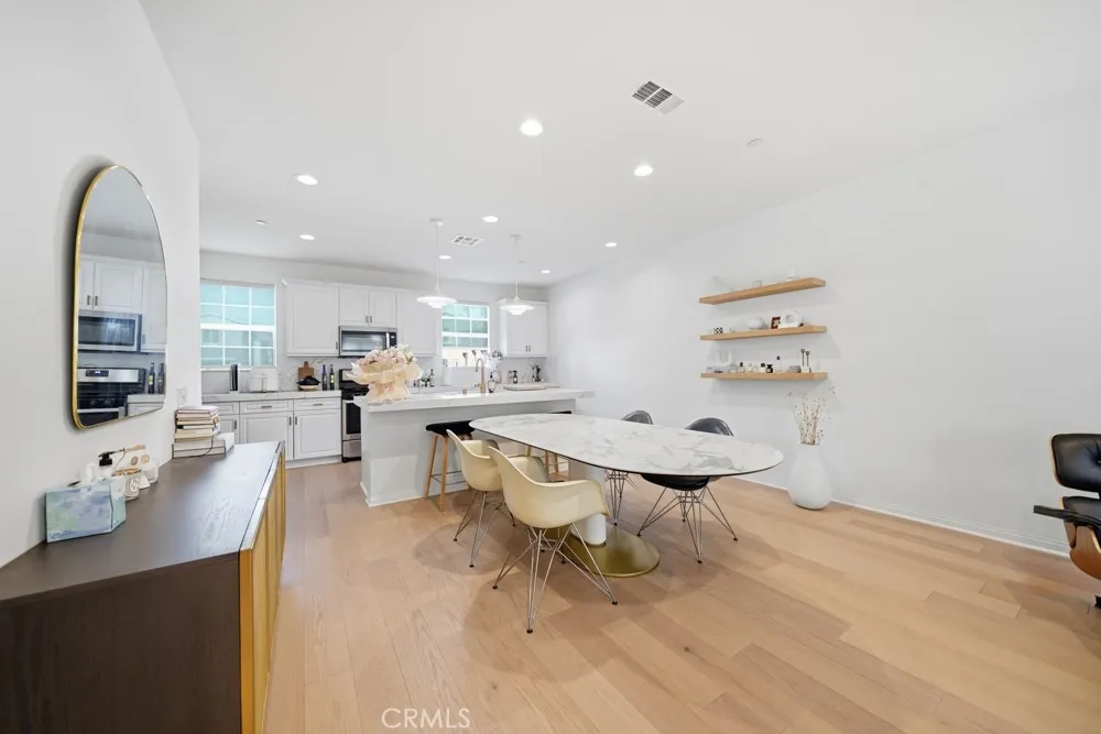 6931 Magnolia Buena Park, CA 90621