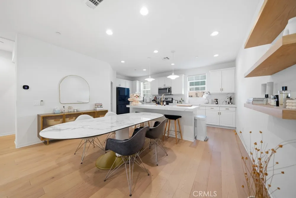 6931 Magnolia Buena Park, CA 90621