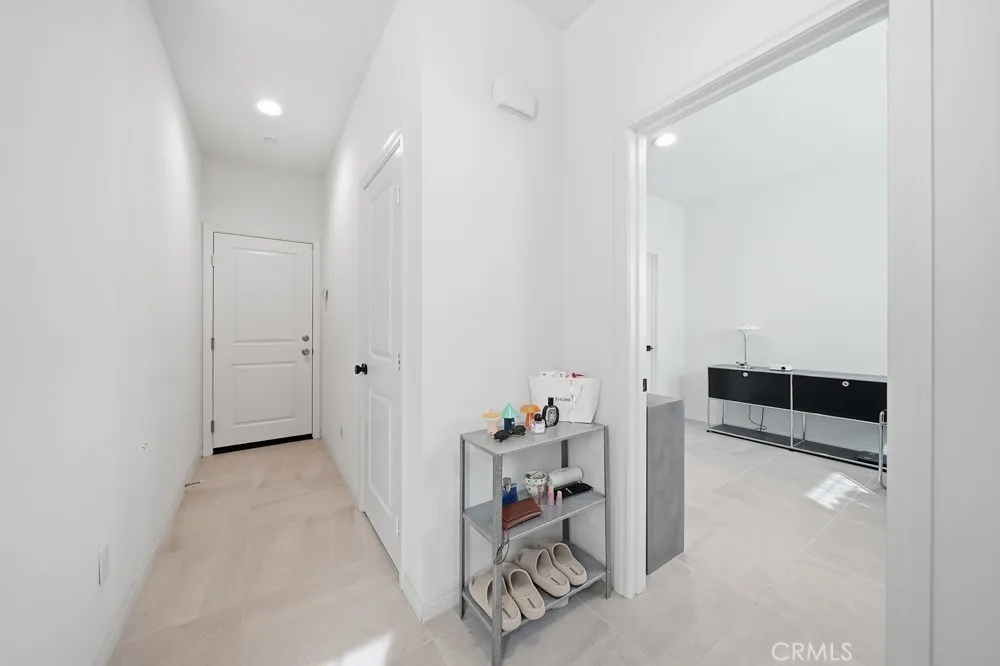 6931 Magnolia Buena Park, CA 90621