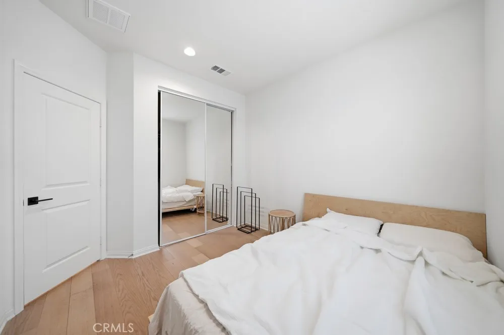 6931 Magnolia Buena Park, CA 90621