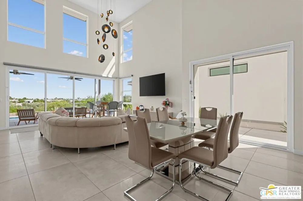 3618 Taylor Drive Palm Springs, CA 92262