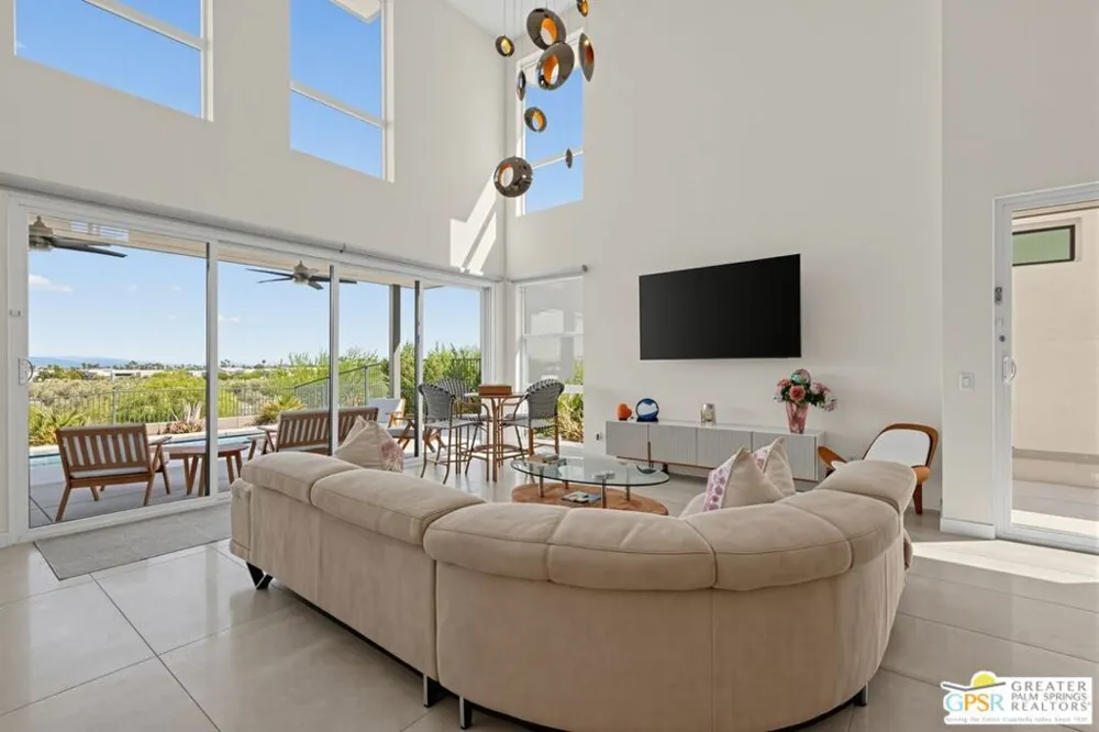 3618 Taylor Drive Palm Springs, CA 92262