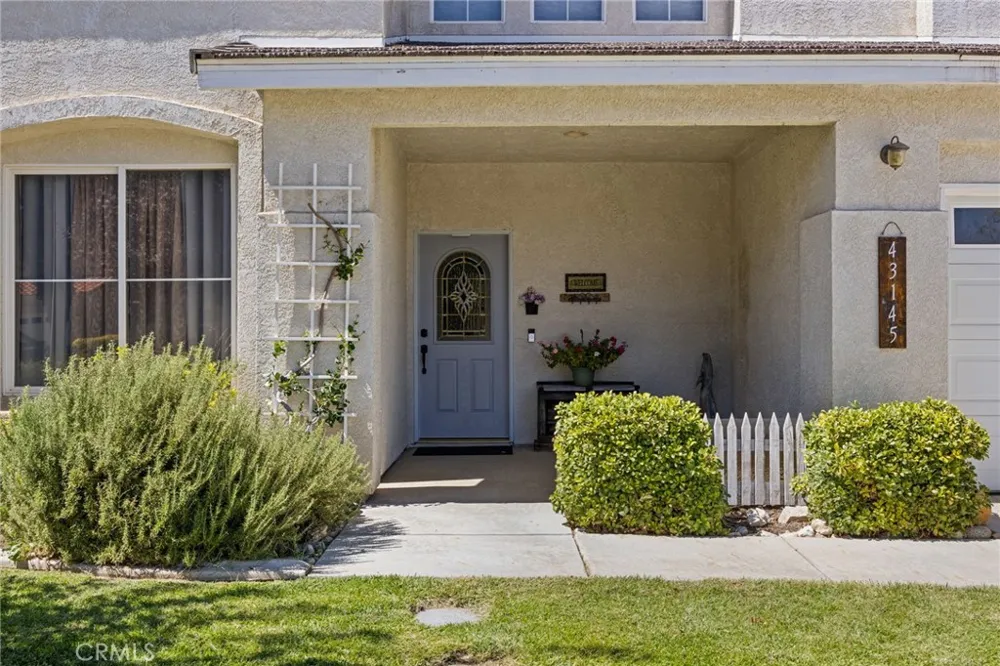 43145 Fenner Avenue Lancaster, CA 93536