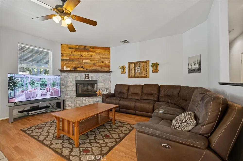 43145 Fenner Avenue Lancaster, CA 93536