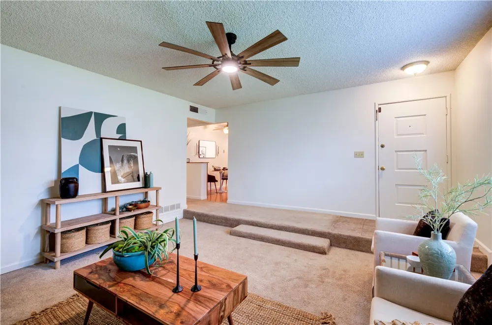1488 E Los Altos Fresno, CA 93710