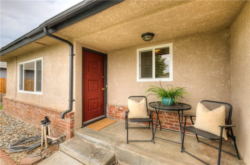1488 E Los Altos Fresno, CA 93710