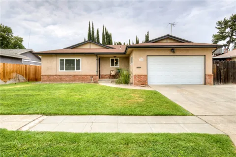 1488 E Los Altos
