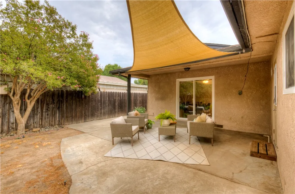1488 E Los Altos Fresno, CA 93710