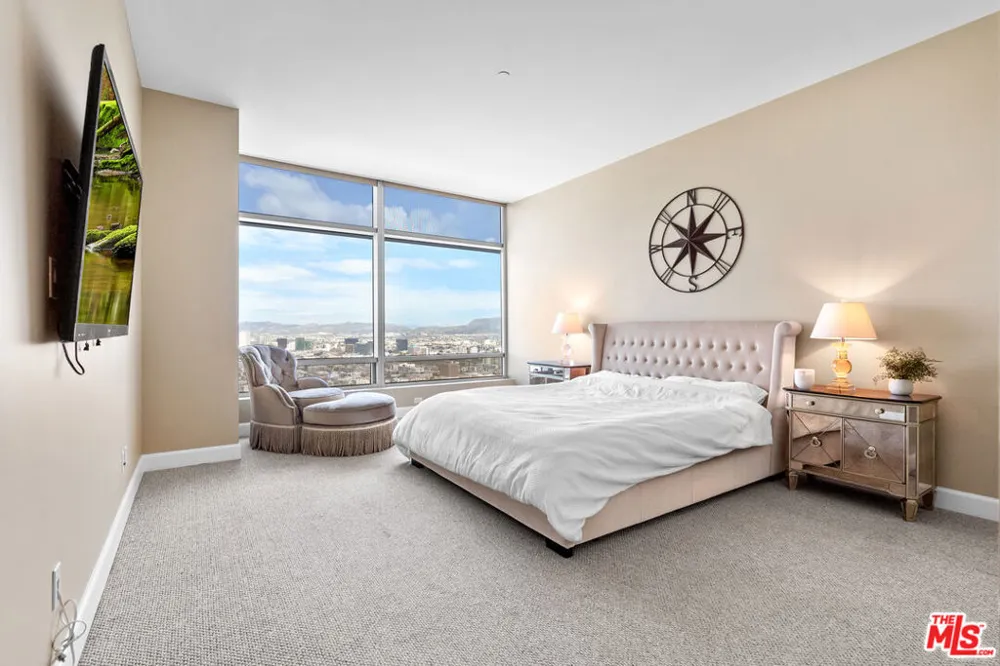 900 W Olympic Boulevard #40D Los Angeles, CA 90015