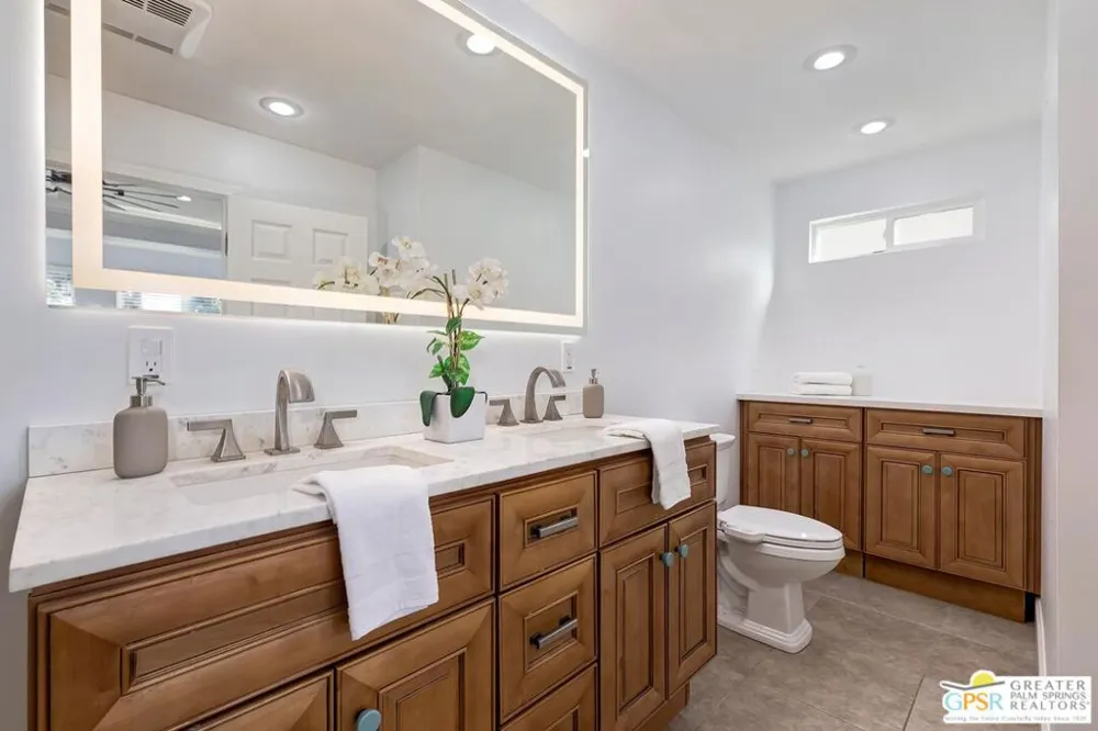 404 E Randolph Street Glendale, CA 91207