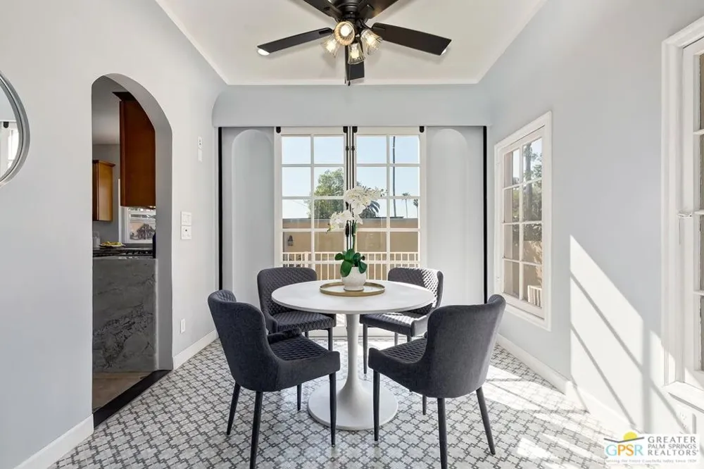 404 E Randolph Street Glendale, CA 91207