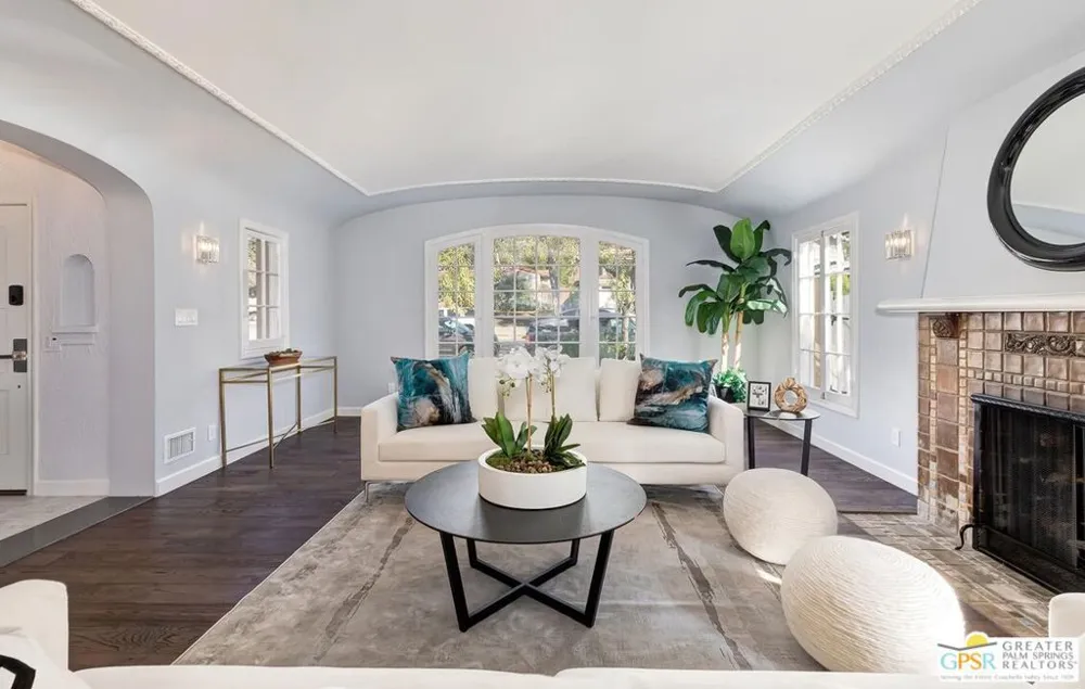 404 E Randolph Street Glendale, CA 91207