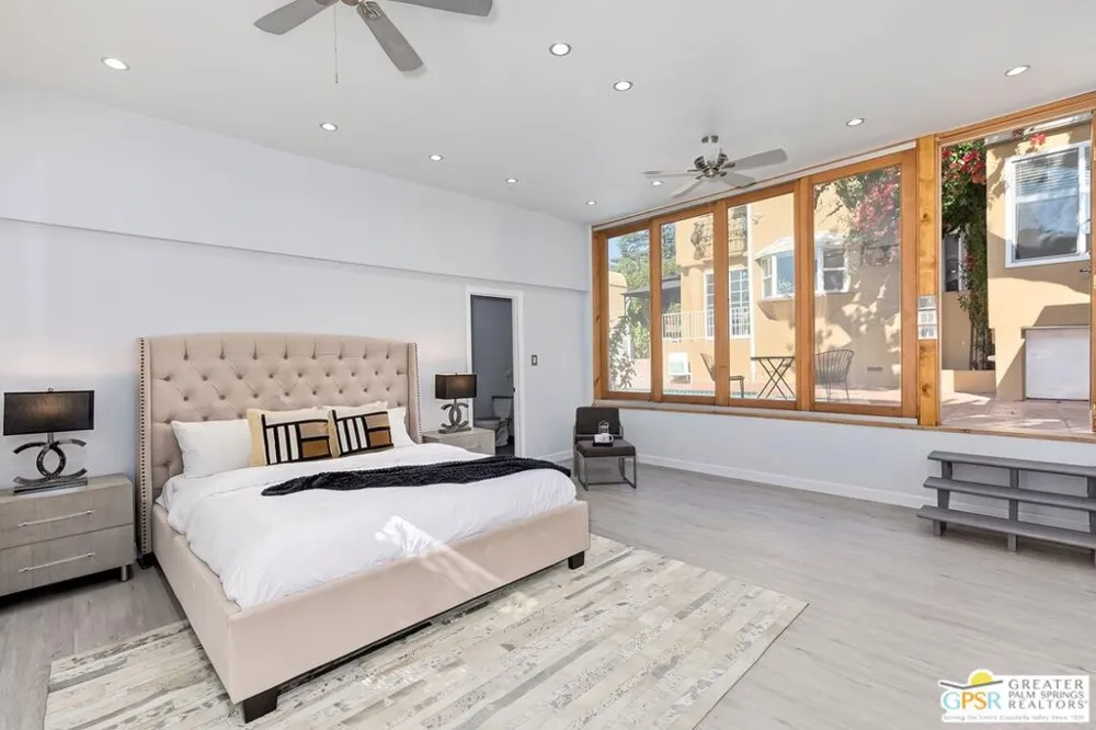 404 E Randolph Street Glendale, CA 91207