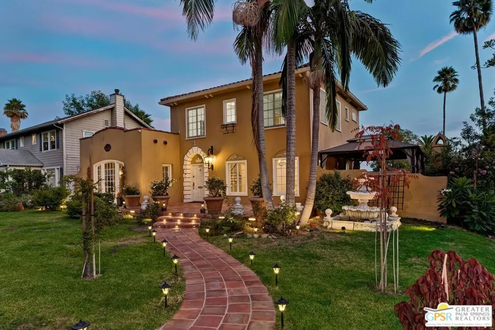 404 E Randolph Street Glendale, CA 91207