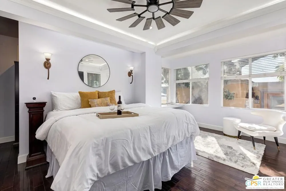 404 E Randolph Street Glendale, CA 91207