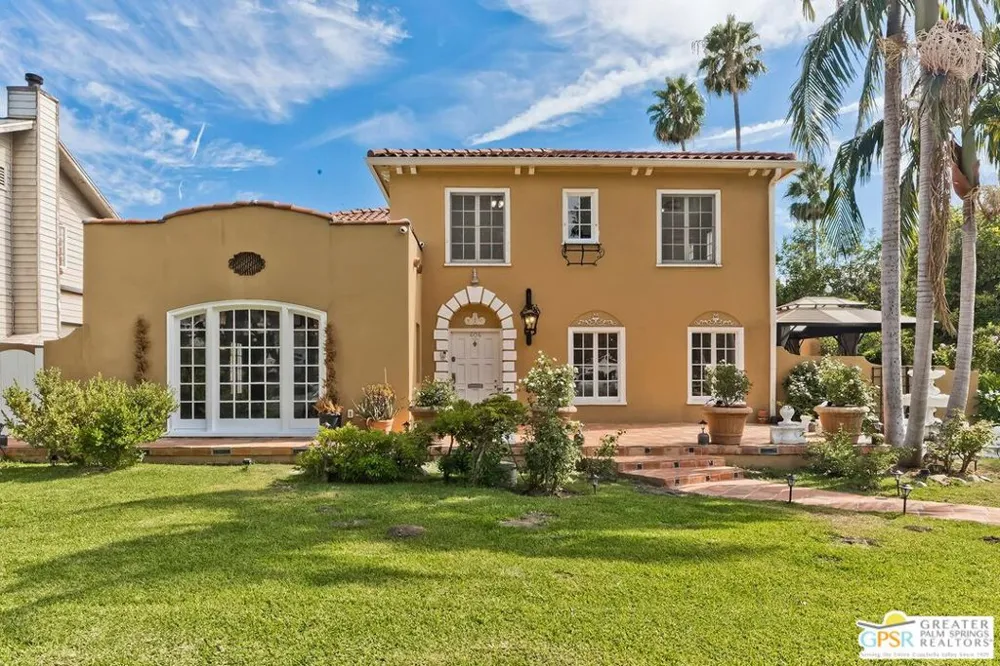 404 E Randolph Street Glendale, CA 91207