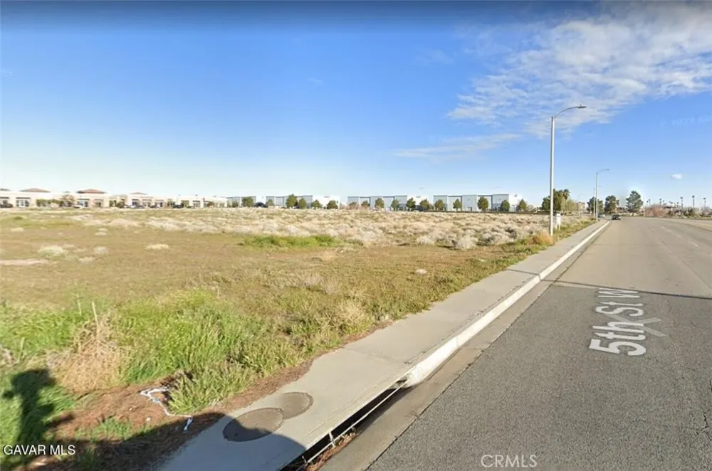 Avenue Q Palmdale, CA 93550