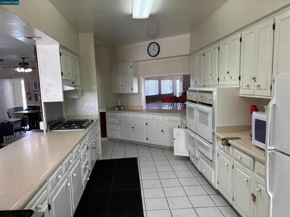 16401 San Pablo Ave San Pablo, CA 94806