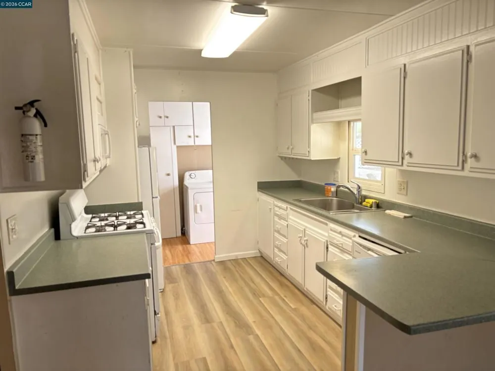 16401 San Pablo Ave San Pablo, CA 94806