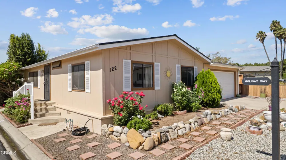 975 W Telegraph Road #122 Santa Paula, CA 93060