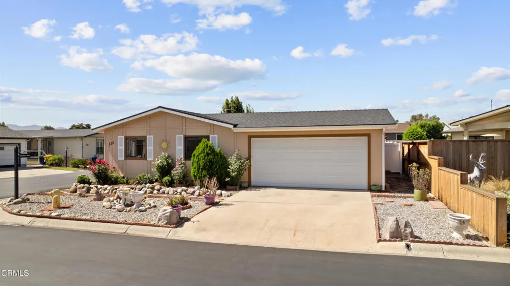 975 W Telegraph Road #122 Santa Paula, CA 93060
