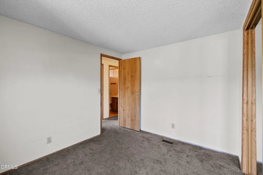 975 W Telegraph Road #122 Santa Paula, CA 93060