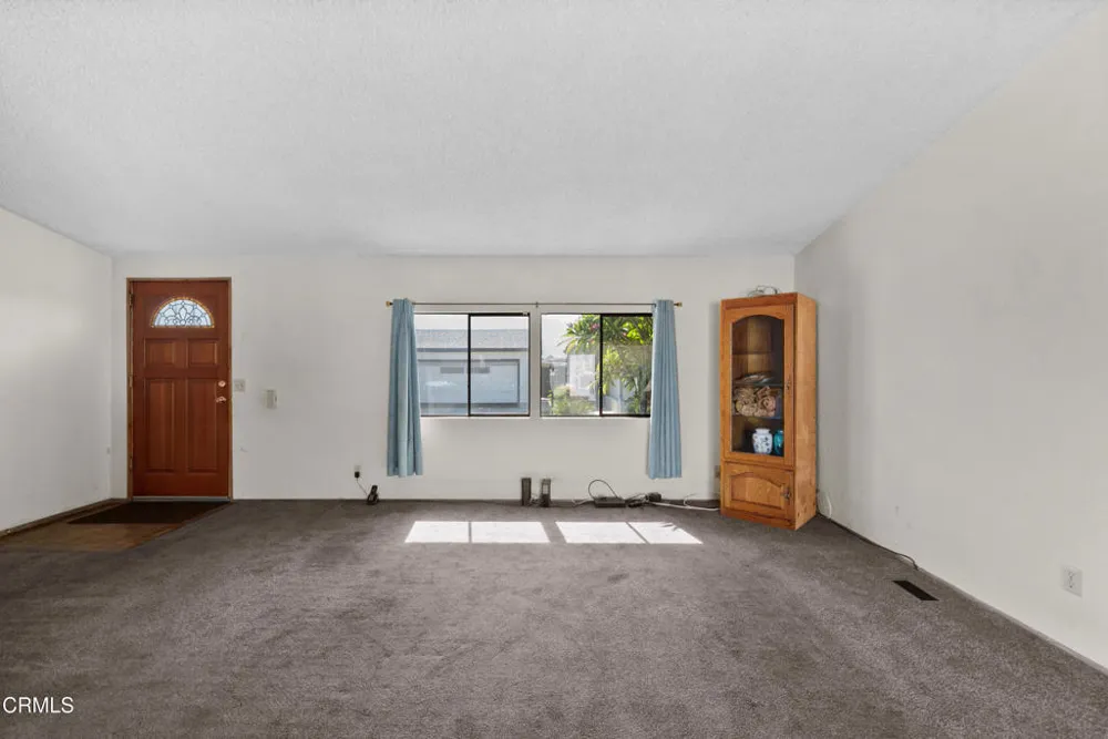 975 W Telegraph Road #122 Santa Paula, CA 93060