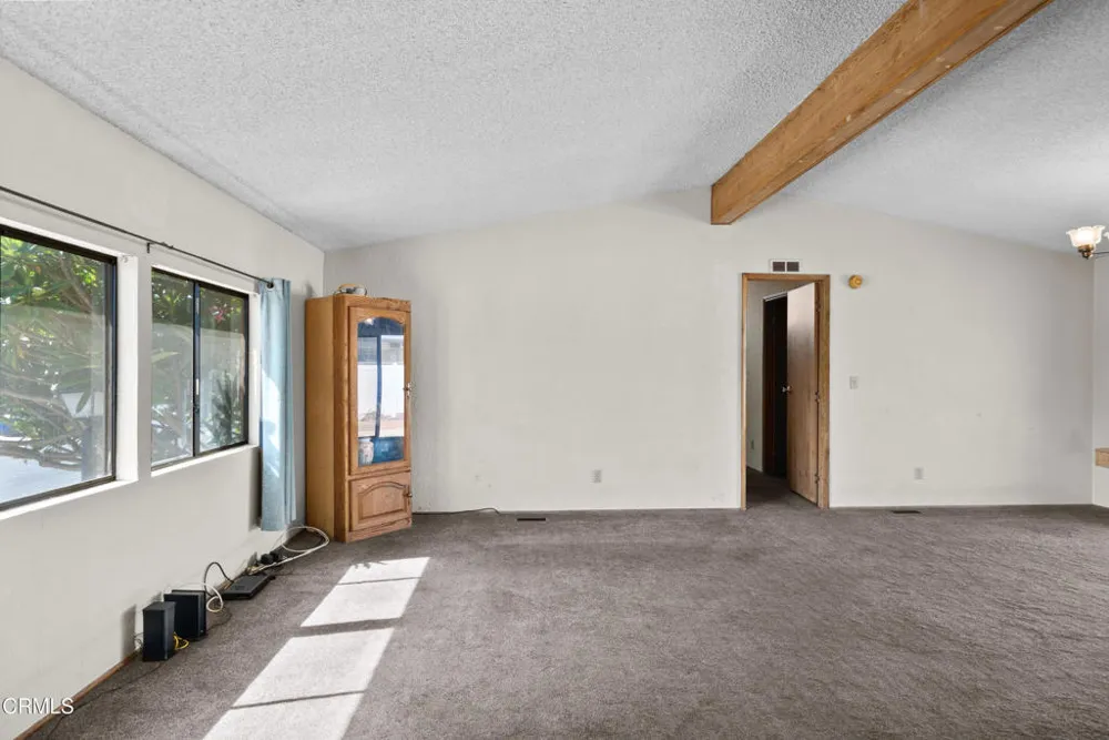 975 W Telegraph Road #122 Santa Paula, CA 93060