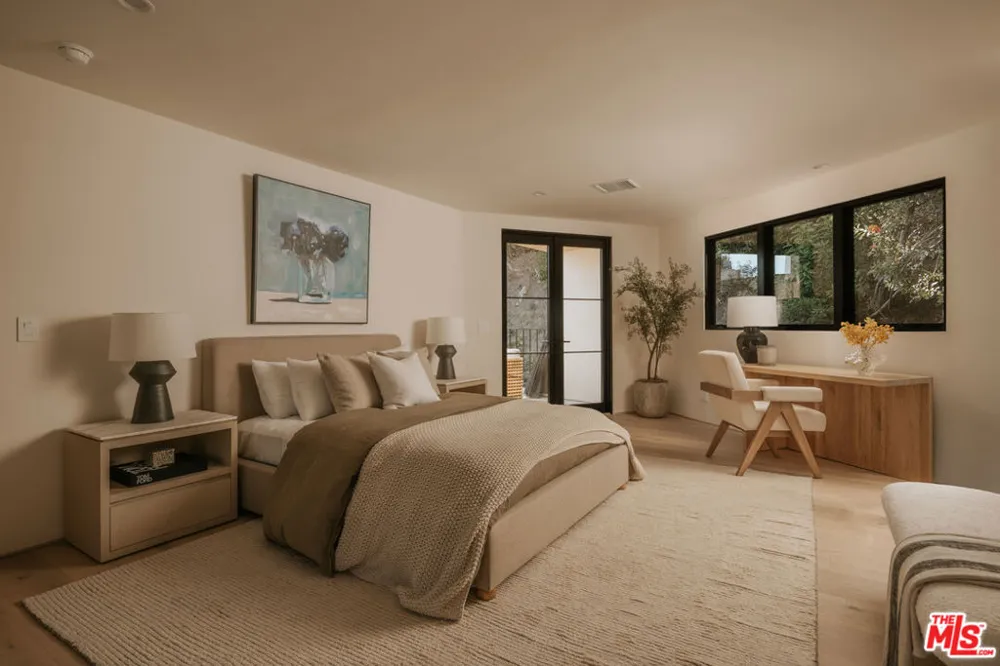 1417 Bluebird Avenue Los Angeles, CA 90069