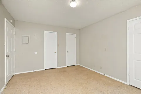 415 Thelma Drive #B