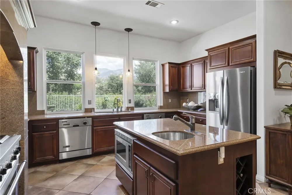 36358 Canyon Terrace Yucaipa, CA 92399
