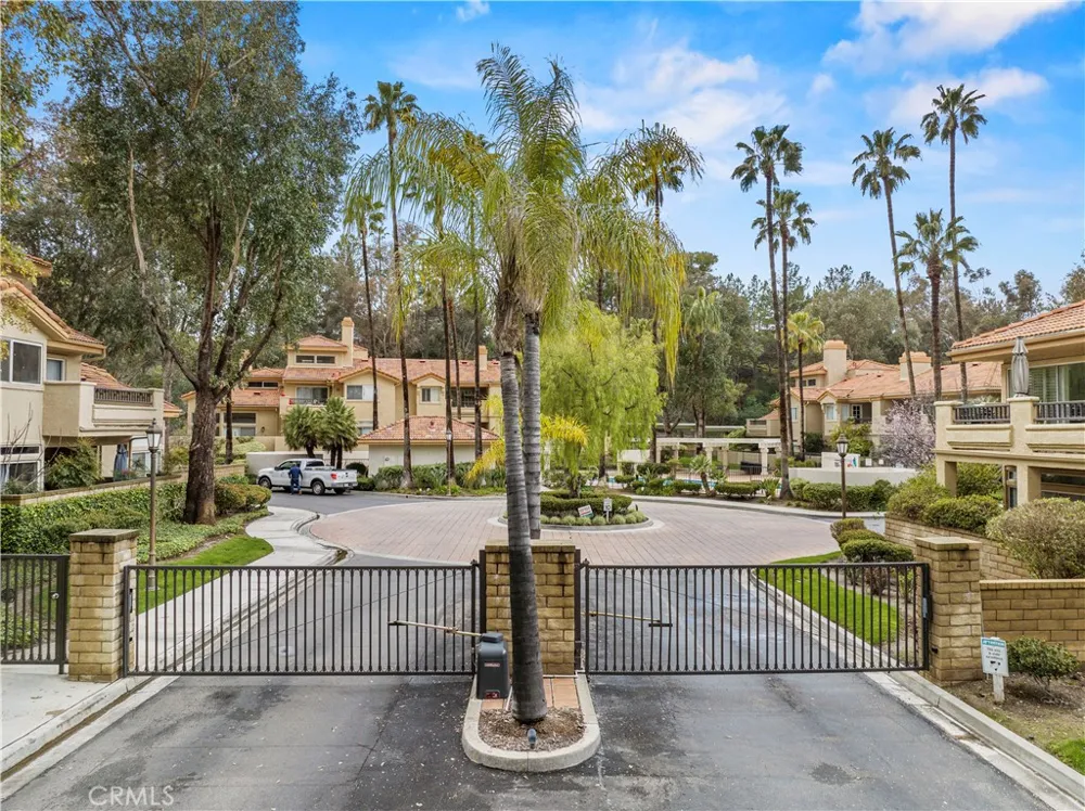 25859 Mcbean #74 Valencia, CA 91355