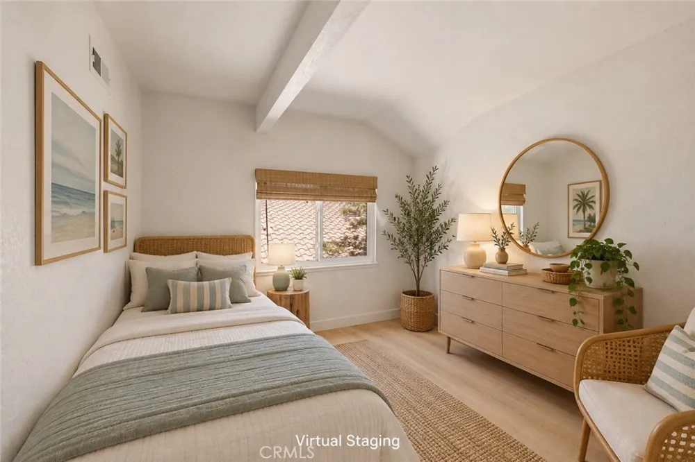 23401 Via Burriana Mission Viejo, CA 92691