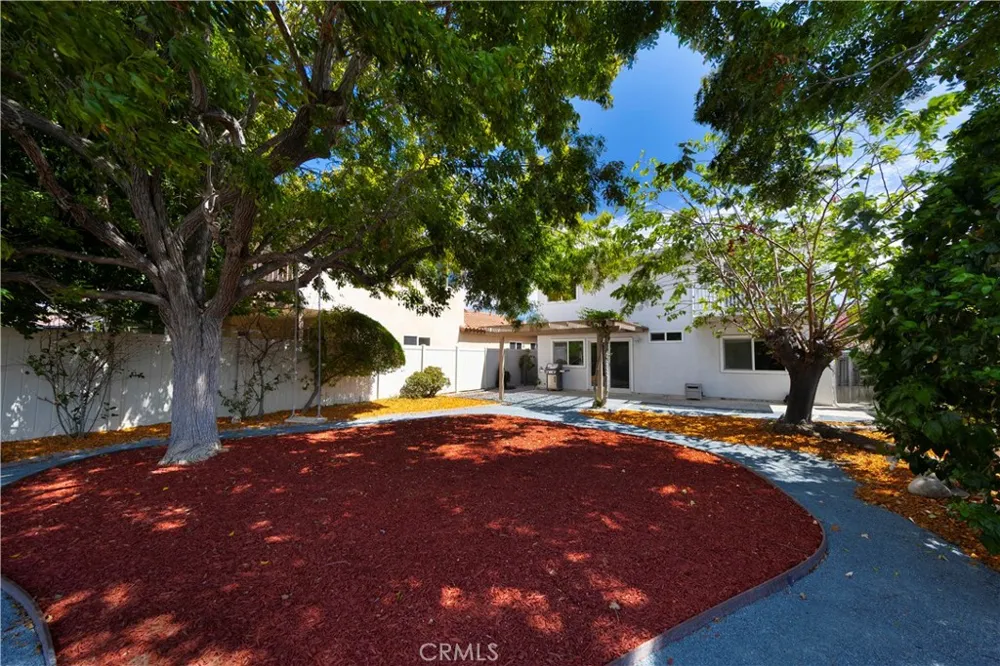 23401 Via Burriana Mission Viejo, CA 92691