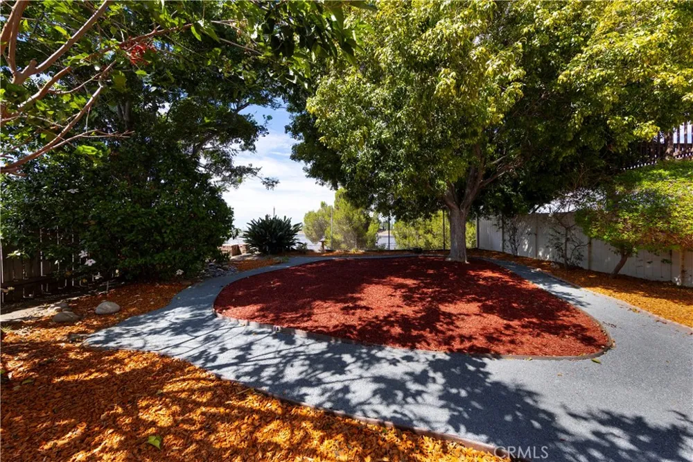 23401 Via Burriana Mission Viejo, CA 92691