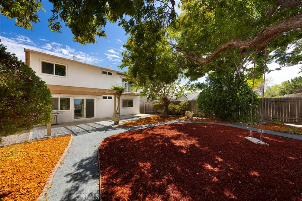 23401 Via Burriana Mission Viejo, CA 92691