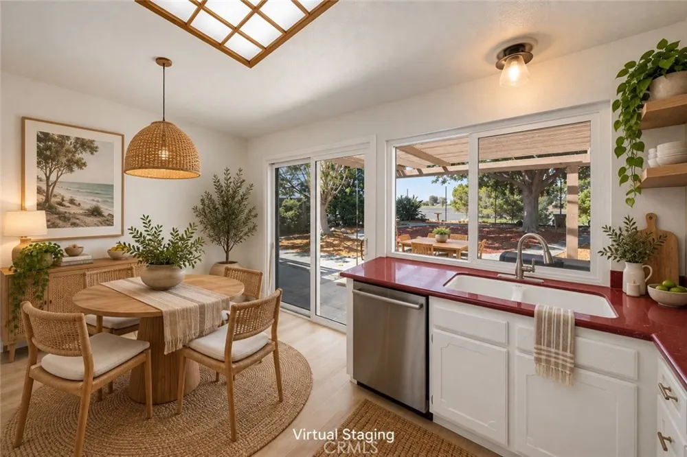 23401 Via Burriana Mission Viejo, CA 92691