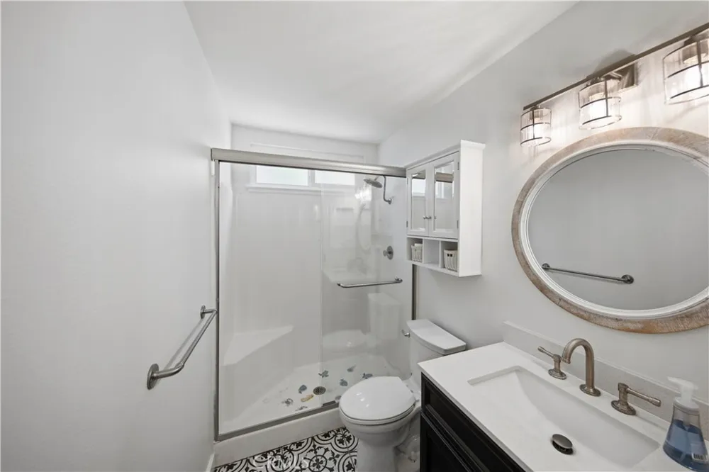 23401 Via Burriana Mission Viejo, CA 92691