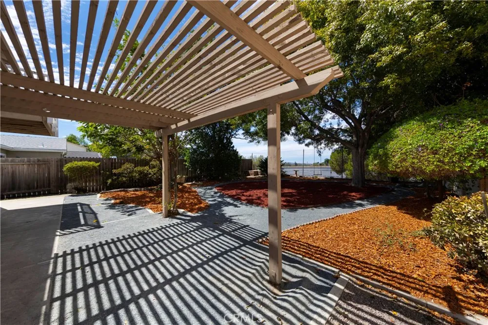 23401 Via Burriana Mission Viejo, CA 92691