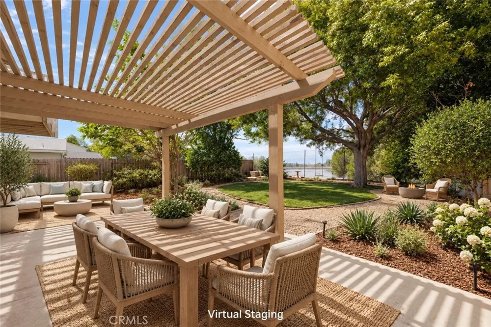 23401 Via Burriana Mission Viejo, CA 92691