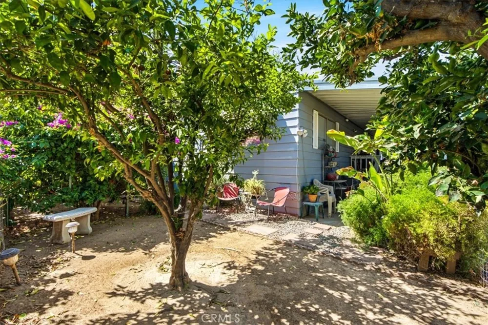 3700 Buchanan Riverside, CA 92503