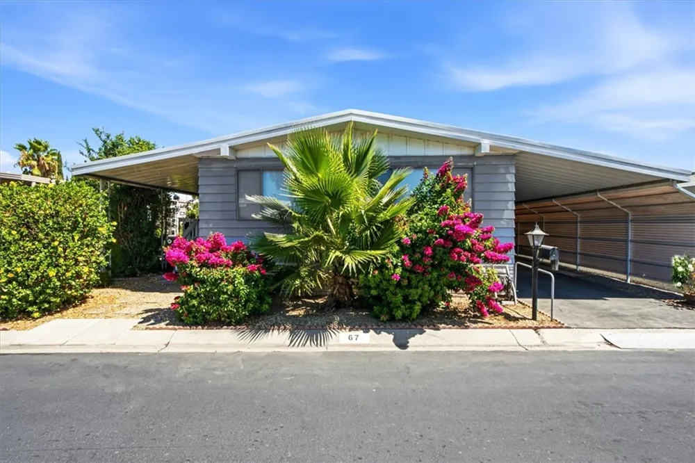 3700 Buchanan Riverside, CA 92503