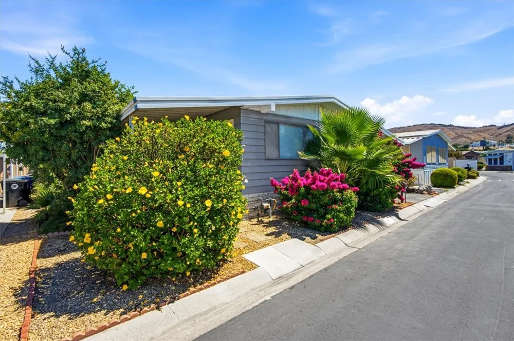 3700 Buchanan Riverside, CA 92503