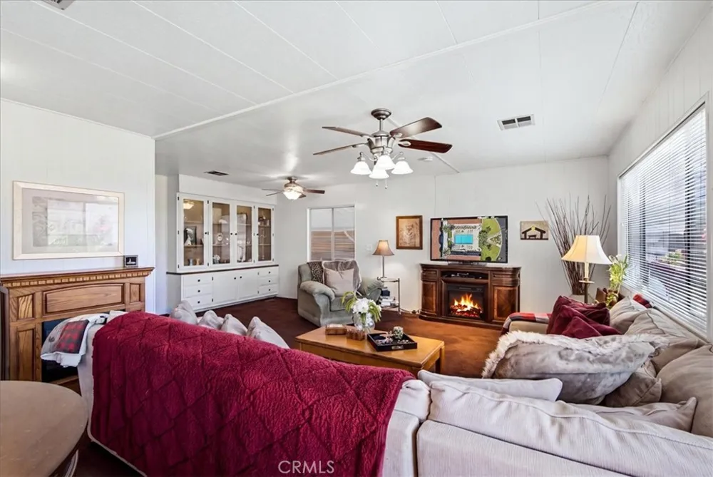 3700 Buchanan Riverside, CA 92503