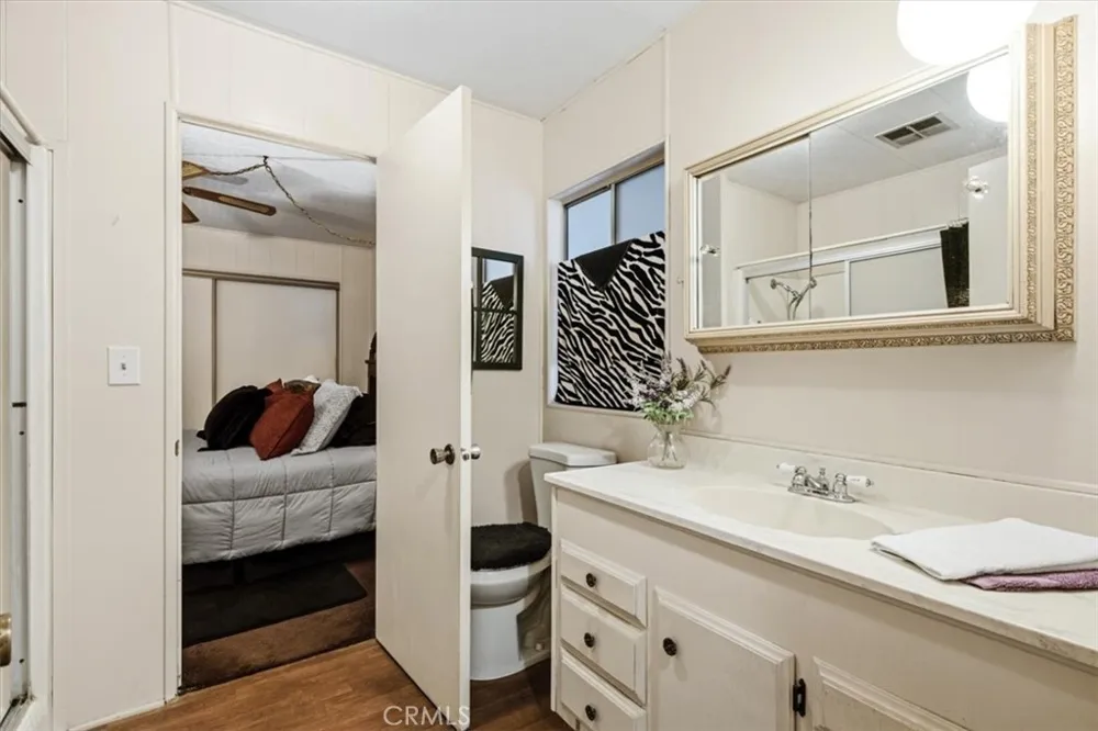 3700 Buchanan Riverside, CA 92503