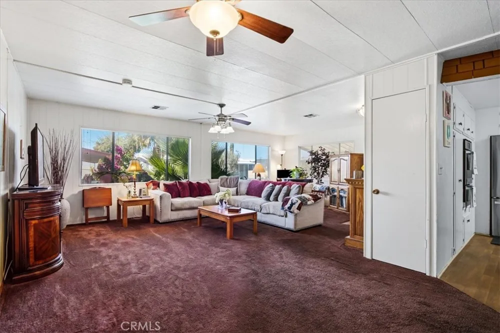 3700 Buchanan Riverside, CA 92503