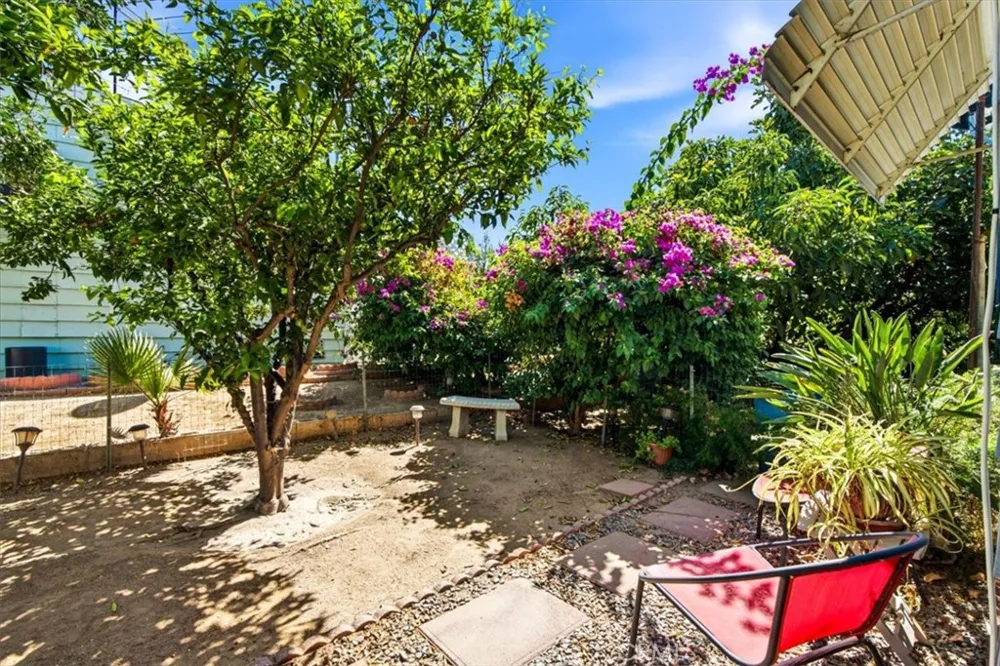 3700 Buchanan Riverside, CA 92503