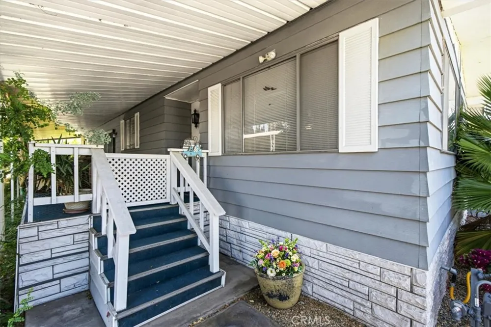 3700 Buchanan Riverside, CA 92503